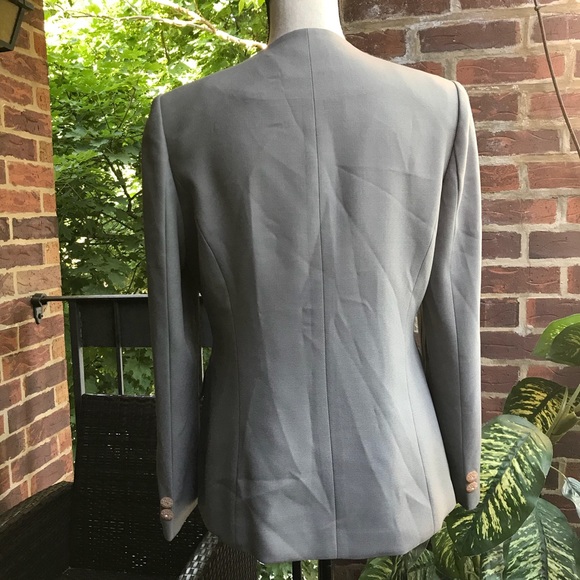 Mattise Fashion Blazer - Picture 2 of 8